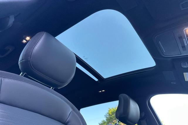 Photo of 2024 Blue Panther Metallic Clearcoat Lincoln Nautilus