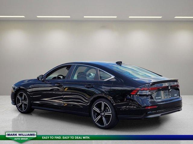 Photo of 2023 Crystal Black Pearl Honda Accord Hybrid