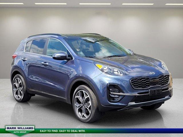 Photo of 2022 Pacific Blue Kia Sportage