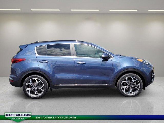 Photo of 2022 Pacific Blue Kia Sportage