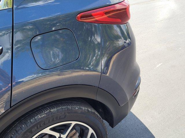 Photo of 2022 Pacific Blue Kia Sportage
