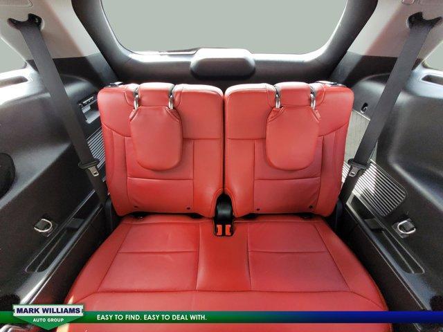 Photo of 2022 Agate Black Metallic Ford Explorer