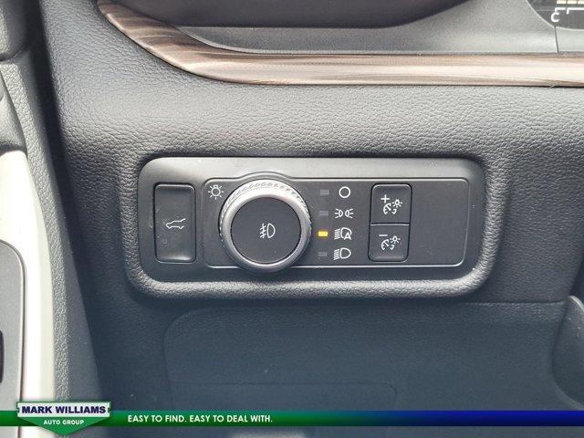 Photo of 2022 Agate Black Metallic Ford Explorer