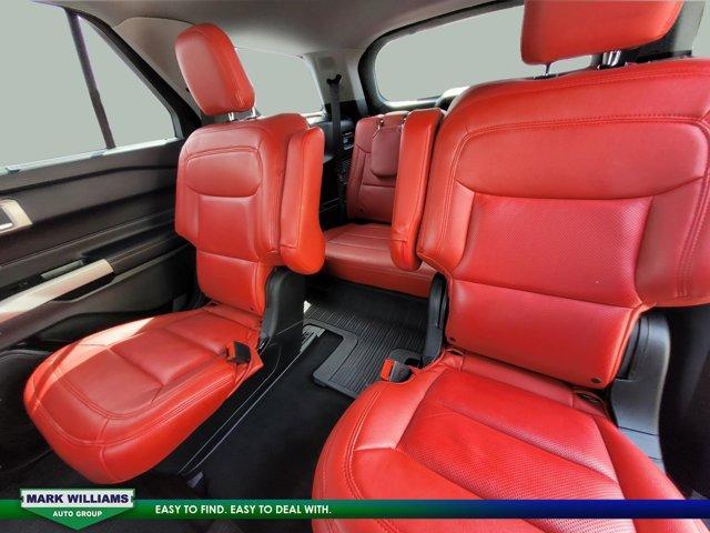 Photo of 2022 Agate Black Metallic Ford Explorer