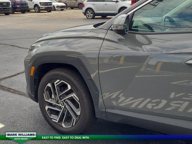 Photo of 2025 Hampton Gray Hyundai TUCSON