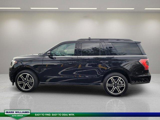 Photo of 2020 Black Ford Expedition