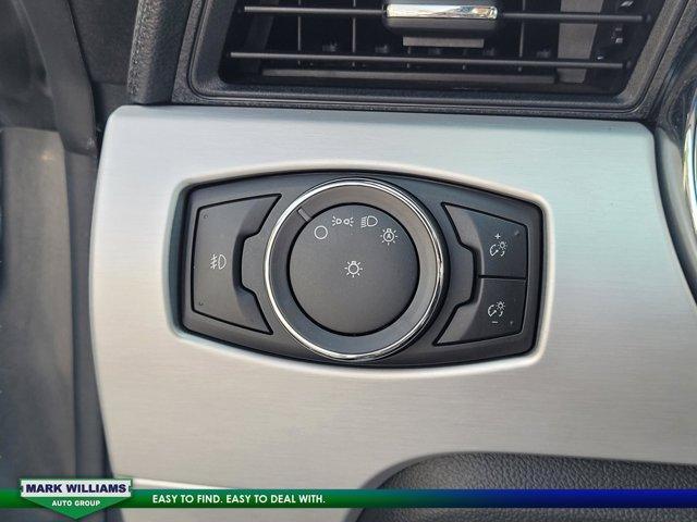 Photo of 2015 Magnetic Metallic Ford Mustang