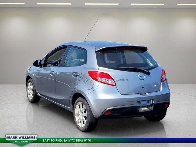 Photo of 2011 Liquid Silver Mazda Mazda2
