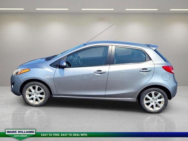 Photo of 2011 Liquid Silver Mazda Mazda2