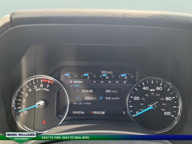 Photo of 2022 Red Metallic Ford F-250