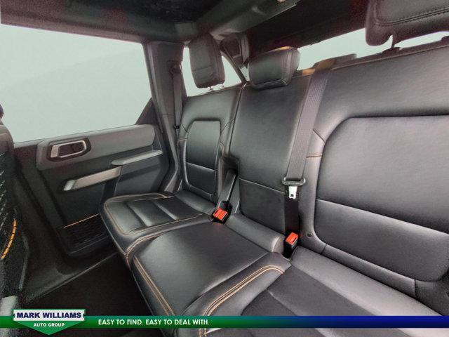 Photo of 2023 Eruption Green Metallic Ford Bronco