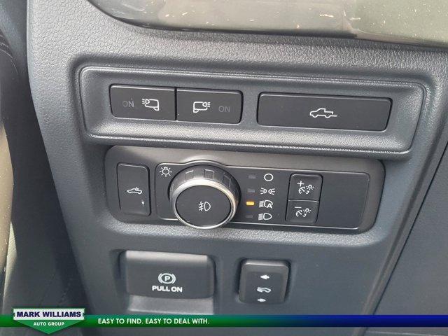 Photo of 2022 Iconic Silver Metallic Ford F-150