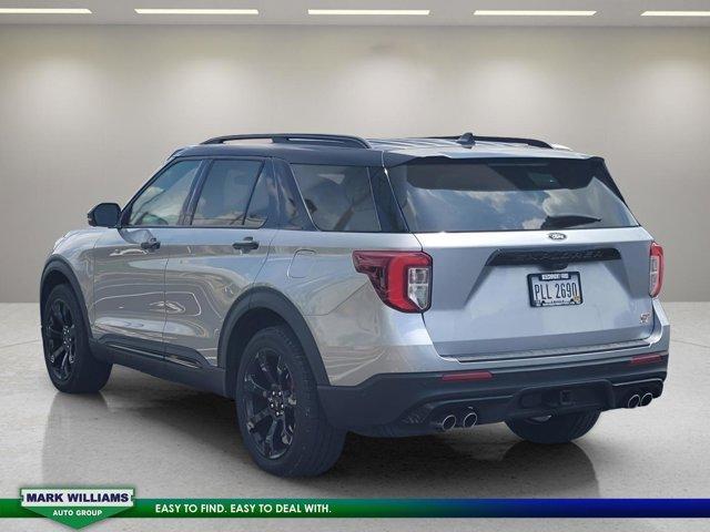 Photo of 2022 Iconic Silver Metallic Ford Explorer