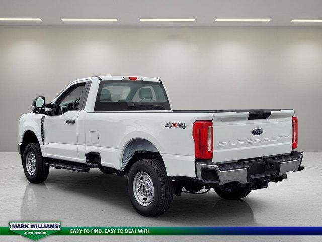 Photo of 2023 Oxford White Ford F-250