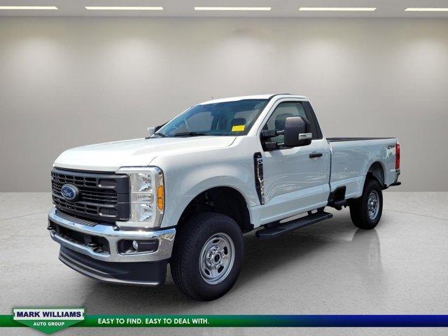 Photo of 2023 Oxford White Ford F-250