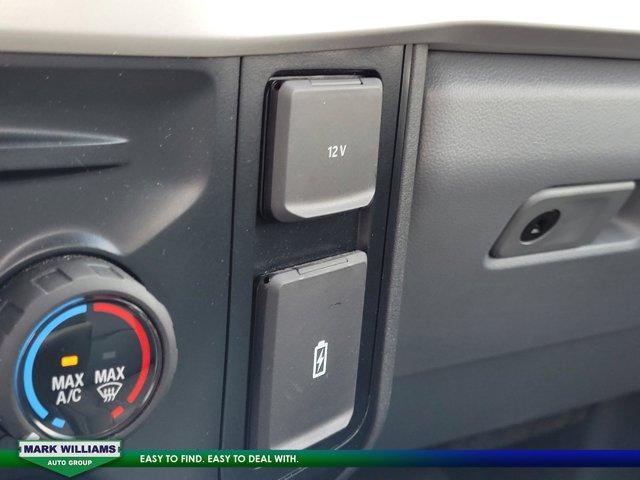 Photo of 2023 Oxford White Ford F-250