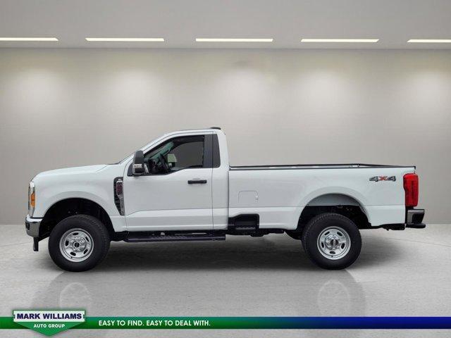 Photo of 2023 Oxford White Ford F-250