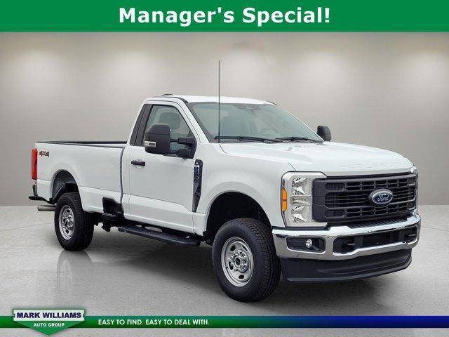 Photo of 2023 Oxford White Ford F-250