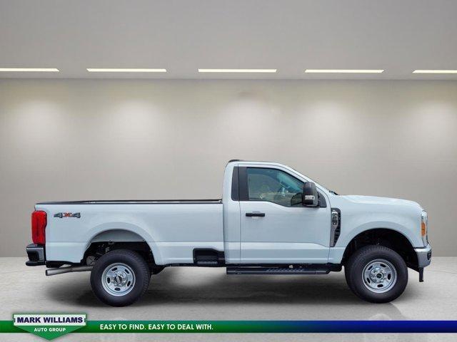 Photo of 2023 Oxford White Ford F-250