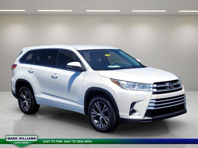 2017 Toyota Highlander