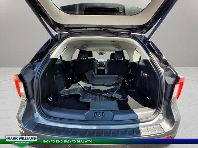Photo of 2025 Carbonized Gray Metallic Ford Explorer