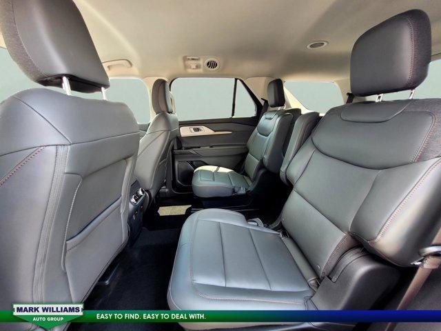Photo of 2025 Carbonized Gray Metallic Ford Explorer