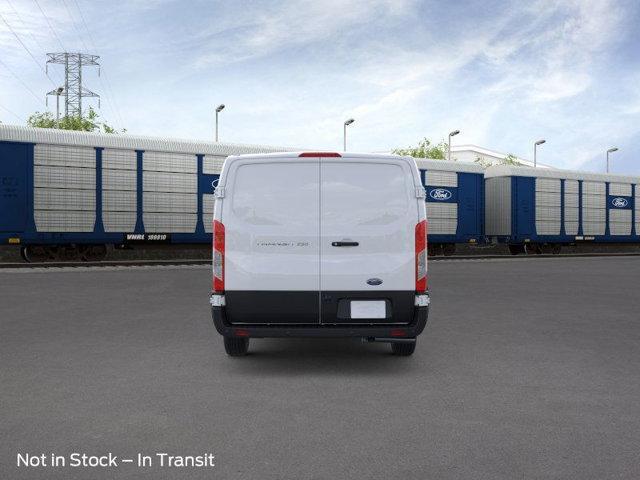 Photo of 2025 Oxford White Ford Transit-250