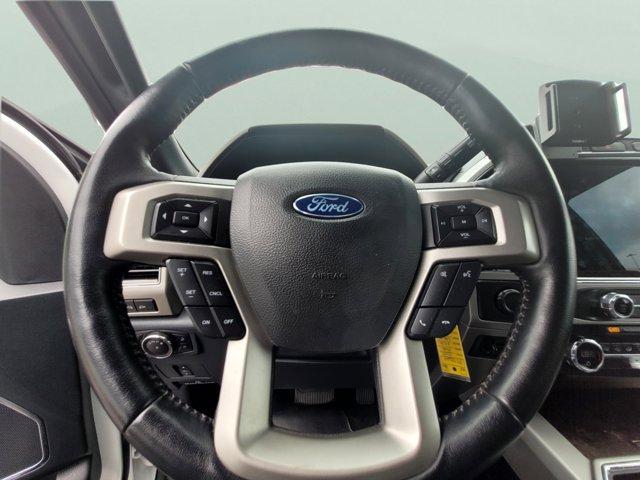 Photo of 2022 Oxford White Ford F-250
