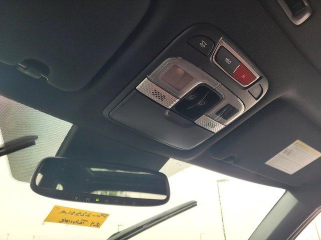 Photo of 2024 Red Kia Telluride