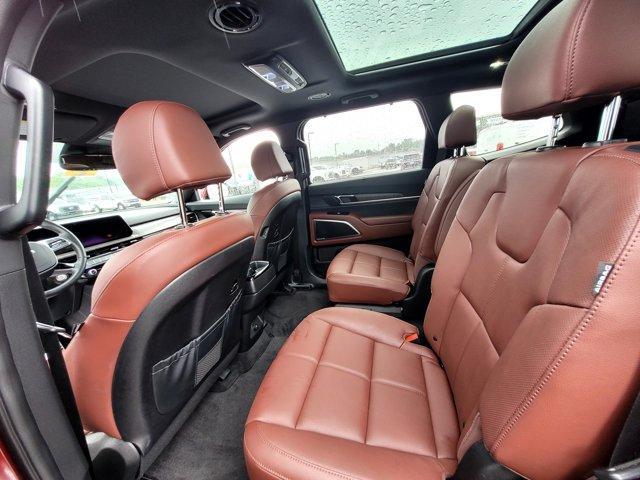 Photo of 2024 Red Kia Telluride