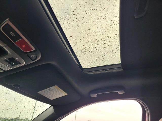 Photo of 2024 Red Kia Telluride