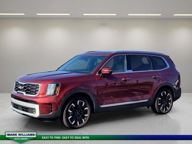 Photo of 2024 Red Kia Telluride