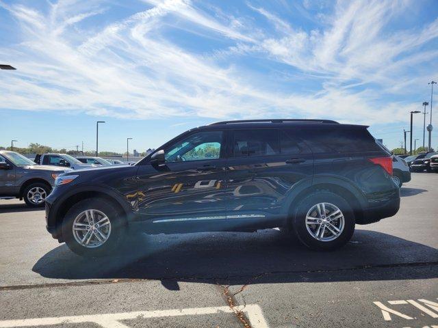 Photo of 2022 Agate Black Metallic Ford Explorer