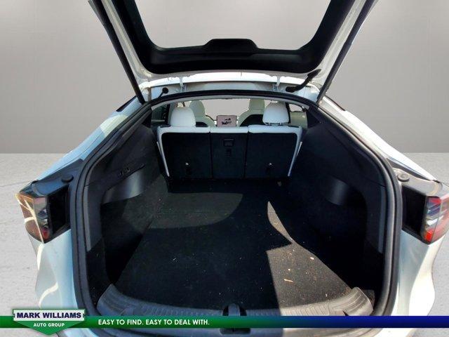 Photo of 2022 Pearl White Multi Tesla Model Y