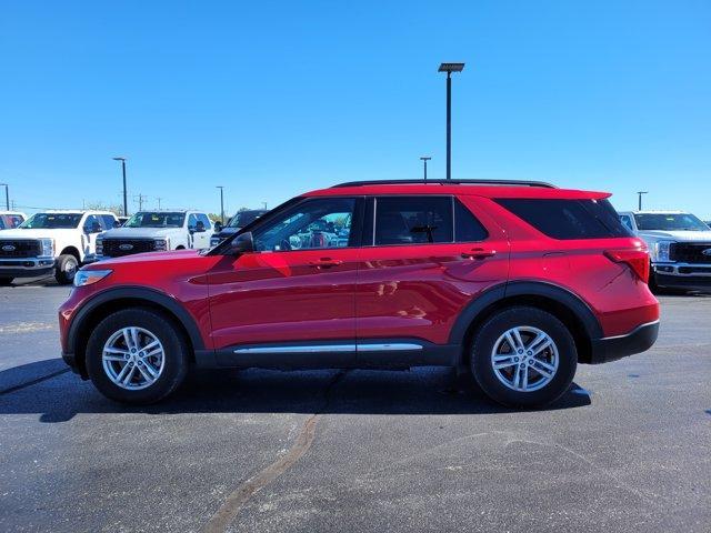 Photo of 2022 Rapid Red Metallic Tinted Clearcoat Ford Explorer