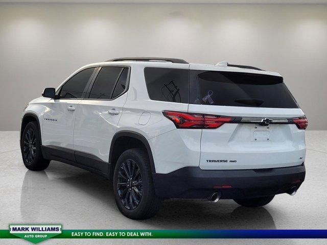 Photo of 2023 Summit White Chevrolet Traverse