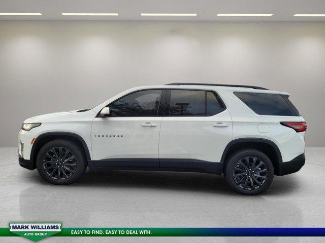 Photo of 2023 Summit White Chevrolet Traverse