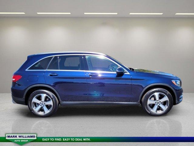 Photo of 2018 Lunar Blue Metallic Mercedes-Benz GLC 300