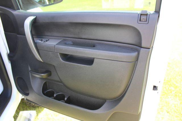 Photo of 2013 Summit White Chevrolet Silverado 2500