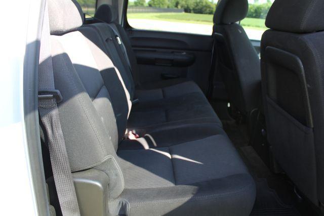 Photo of 2013 Summit White Chevrolet Silverado 2500