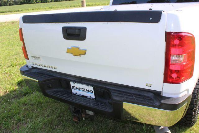 Photo of 2013 Summit White Chevrolet Silverado 2500