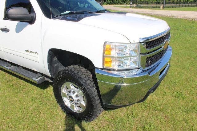Photo of 2013 Summit White Chevrolet Silverado 2500