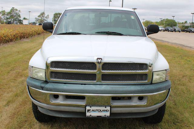 Photo of 2001 Bright White Clearcoat Dodge Ram 2500