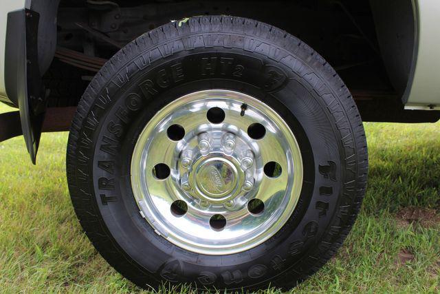 Photo of 2001 Silver Clearcoat Metallic Ford F-350