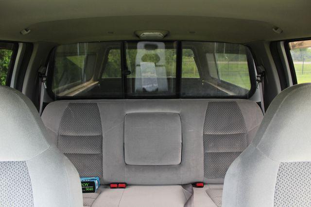 Photo of 2001 Silver Clearcoat Metallic Ford F-350