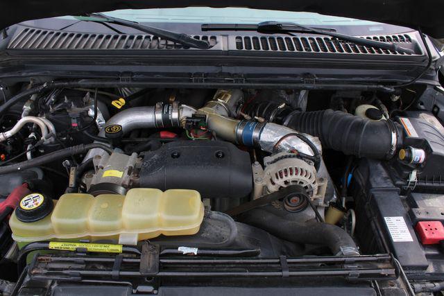 Photo of 2001 Silver Clearcoat Metallic Ford F-350