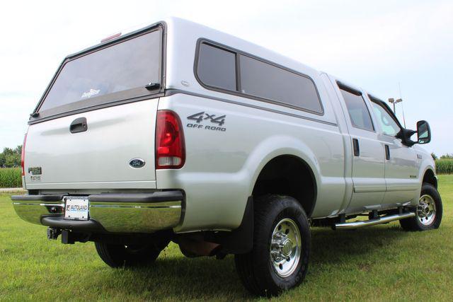 Photo of 2001 Silver Clearcoat Metallic Ford F-350