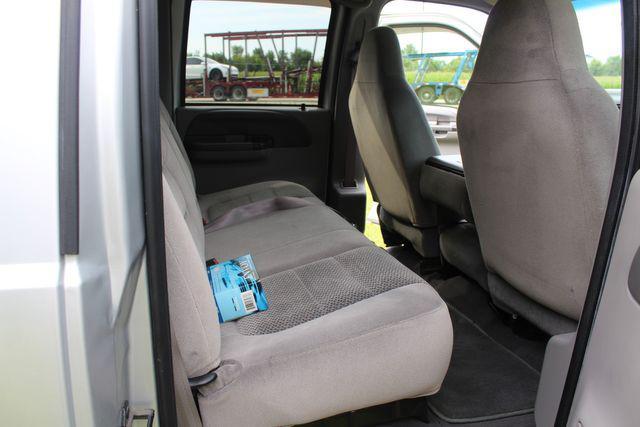 Photo of 2001 Silver Clearcoat Metallic Ford F-350