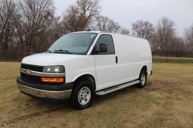 2022 Chevrolet Express 2500