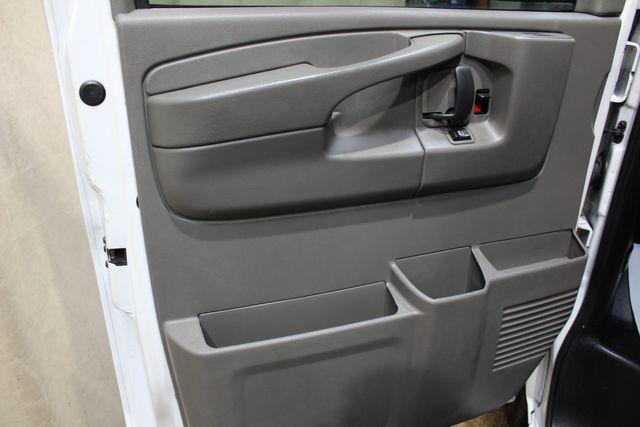 Photo of 2014 Summit White Chevrolet Express 3500